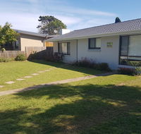 Golden Hill Cottage - Accommodation Nelson Bay