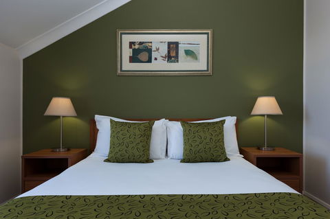 Leisure Inn Spires - Accommodation Nelson Bay 1