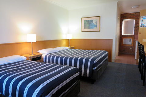Summerhill Motor Inn - Accommodation Nelson Bay 15