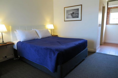 Summerhill Motor Inn - Accommodation Nelson Bay 6