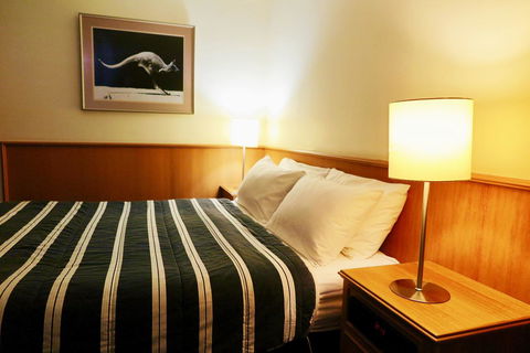 Summerhill Motor Inn - Accommodation Nelson Bay 5
