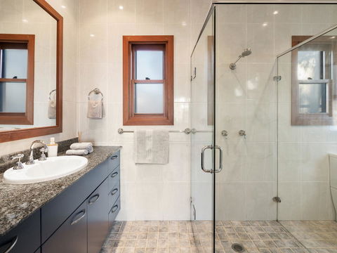 The Beach House Terrigal - Accommodation Nelson Bay 11
