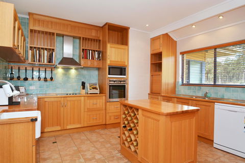 JE Guesthouse, Central To All The Hunter Valley Has To Offer - Accommodation Nelson Bay 12