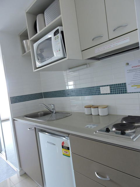 BASE Holidays - Ettalong Beach Premium Apartments - Accommodation Nelson Bay 21