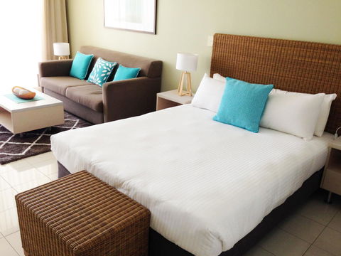 BASE Holidays - Ettalong Beach Premium Apartments - Accommodation Nelson Bay 38