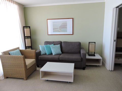 BASE Holidays - Ettalong Beach Premium Apartments - Accommodation Nelson Bay 17