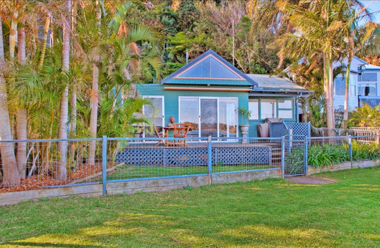Croudace Bay NSW Accommodation Nelson Bay