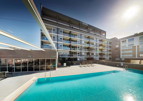 Honeysuckle Executive Apartments - Accommodation Nelson Bay 7