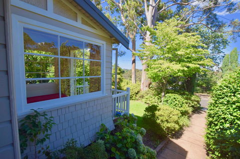 Dangal Gardens - Nelson Bay Accommodation.com 24