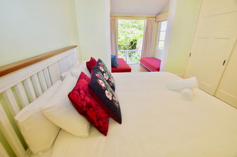 Dangal Gardens - Nelson Bay Accommodation.com 20