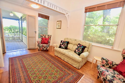 Dangal Gardens - Nelson Bay Accommodation.com 10