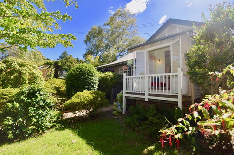 Dangal Gardens - Nelson Bay Accommodation.com 4