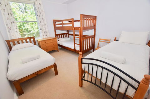 Dangal Gardens - Nelson Bay Accommodation.com 18