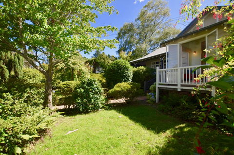 Dangal Gardens - Nelson Bay Accommodation.com 23