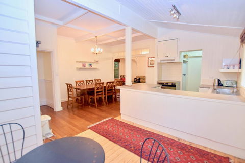 Dangal Gardens - Nelson Bay Accommodation.com 14