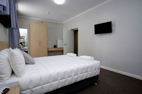 Lakes And Ocean Hotel Forster - Accommodation Nelson Bay 15