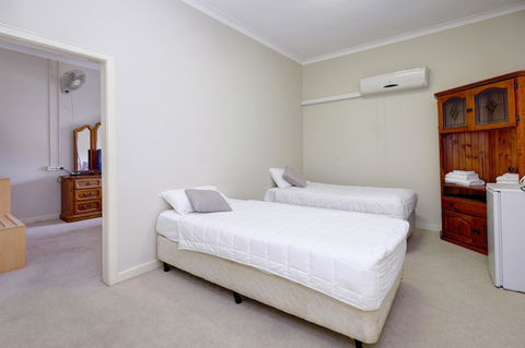 Lakes And Ocean Hotel Forster - Accommodation Nelson Bay 4