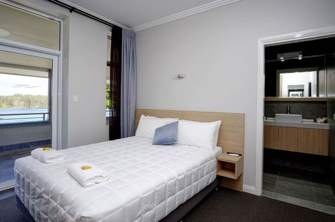 Lakes And Ocean Hotel Forster - Accommodation Nelson Bay 25