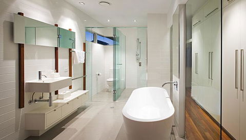 Casuarina Beachfront House - Hostie Properties - Accommodation Nelson Bay 24