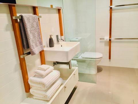 Casuarina Beachfront House - Hostie Properties - Accommodation Nelson Bay 5