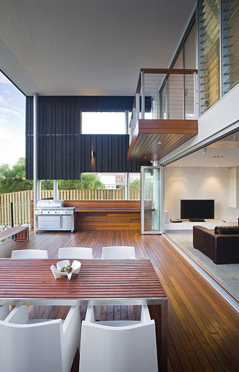 Casuarina Beachfront House - Hostie Properties - Accommodation Nelson Bay 6