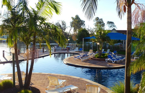 Yarrawonga Waterfront Apartments - Nelsons Bay Accommodation 15