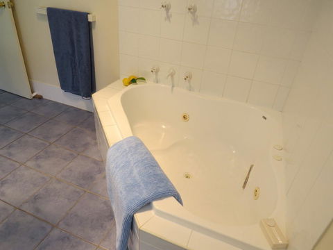 BlueWater Apartments - Accommodation Nelson Bay 21