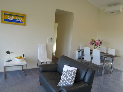 BlueWater Apartments - Accommodation Nelson Bay 26