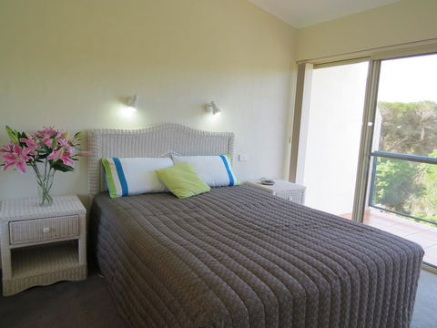 BlueWater Apartments - Accommodation Nelson Bay 24