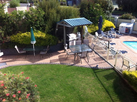 BlueWater Apartments - Accommodation Nelson Bay 4