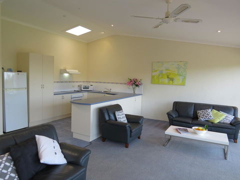 BlueWater Apartments - Accommodation Nelson Bay 25