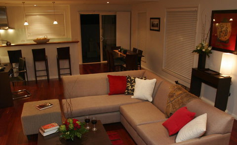 Encore Apartments - Nelsons Bay Accommodation 8