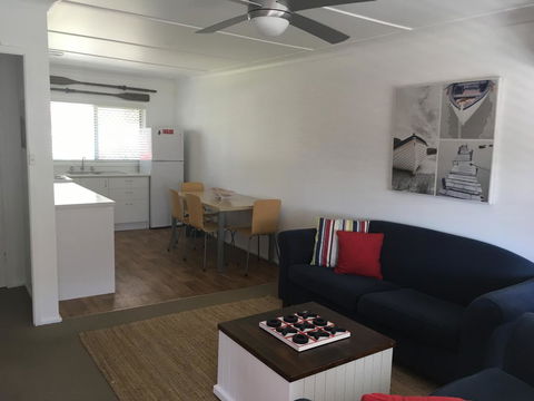 Tomaree Lodge - Accommodation Nelson Bay 1