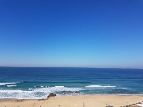 Arena Luxury Beachfront Apartment - Accommodation Nelson Bay 5