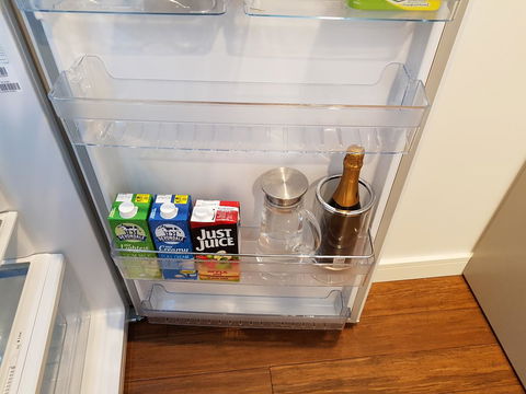 Arena Luxury Beachfront Apartment - Accommodation Nelson Bay 18