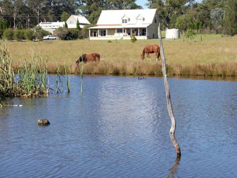Madigan Wine Country Cottages - Accommodation Nelson Bay 2