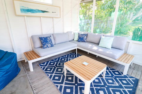 Coastal Horizons Beach House - Accommodation Nelson Bay 2