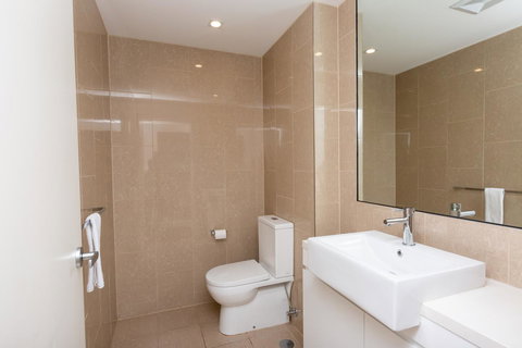 The Penthouse - Accommodation Nelson Bay 28