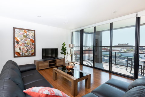 The Penthouse - Accommodation Nelson Bay 10