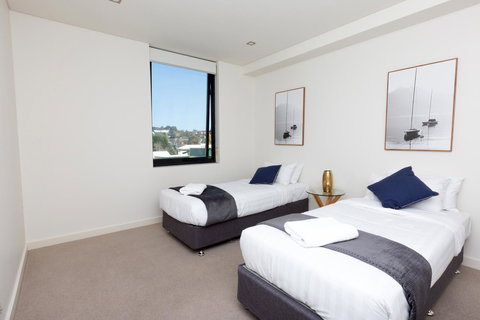 The Penthouse - Accommodation Nelson Bay 18