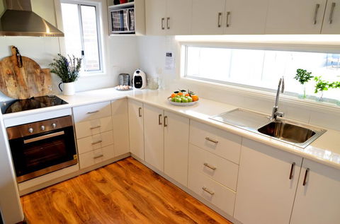 Thelma's Temora - Accommodation Nelson Bay 2