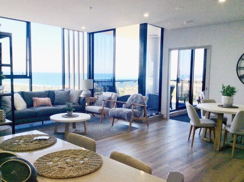 The Lighthouse - Accommodation Nelson Bay 2