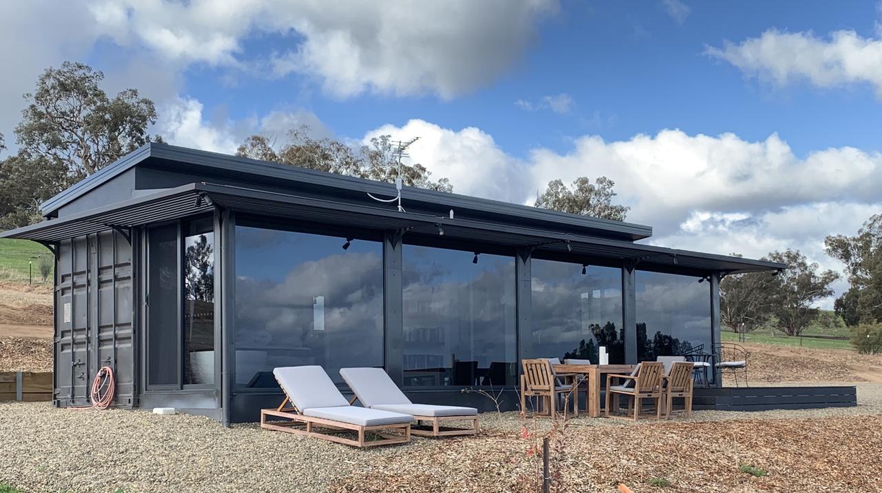 Eunanoreenya NSW Nelsons Bay Accommodation
