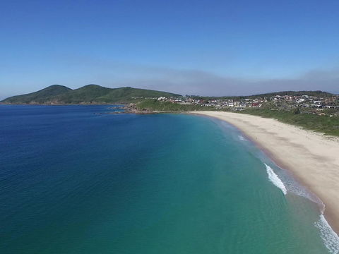 2 Cliff Road - Accommodation Nelson Bay 1