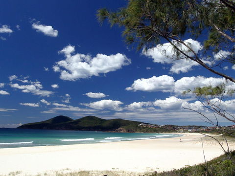 2 Cliff Road - Accommodation Nelson Bay 7