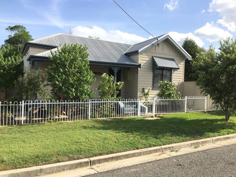 Caledonia Cottage - Accommodation Nelson Bay 0