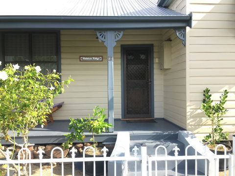 Caledonia Cottage - Accommodation Nelson Bay 6