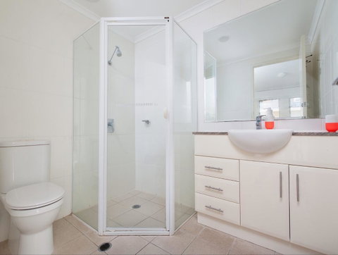 Seaspray Villa 5 - Accommodation Nelson Bay 5