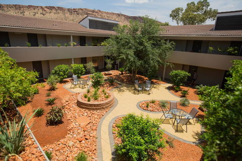 Crowne Plaza Alice Springs Lasseters, An IHG Hotel - Accommodation Nelson Bay 26