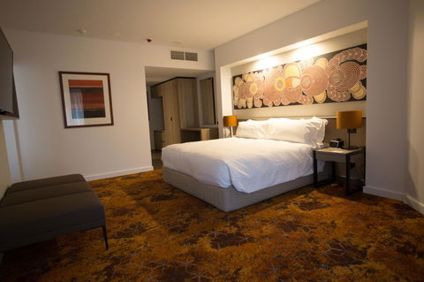 Crowne Plaza Alice Springs Lasseters, An IHG Hotel - Accommodation Nelson Bay 33